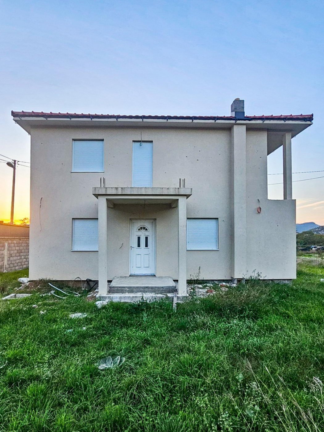 Kuća na prodaju – 120 m², Dahna, Podgorica