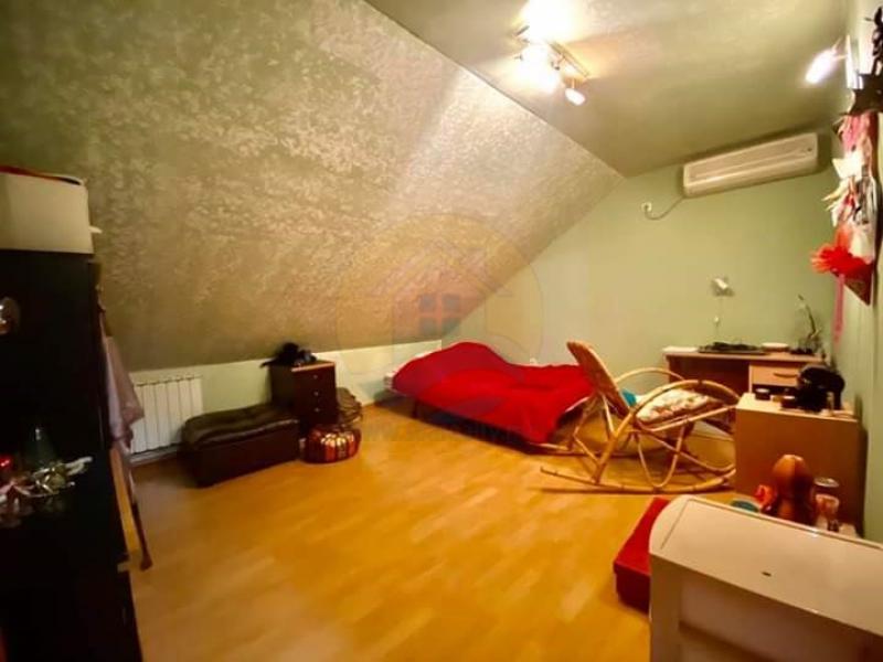 Spacious family house for sale in Stoliv, Kotor - Montenegro. Quiet location, airport vicinity. 10