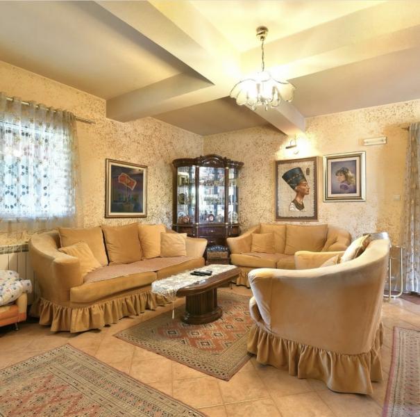 Kuća u Podgorici, 250m² 5