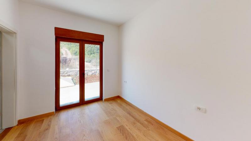 New 3-bedroom apartment with a sea view and big terrace in Bogišići 12