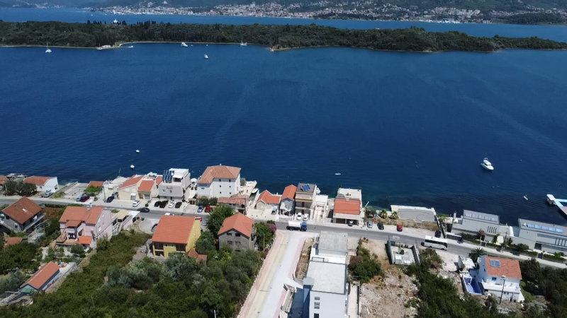New 3-bedroom apartment with a sea view and big terrace in Bogišići 13