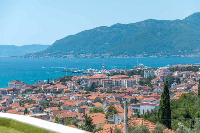 Kuća u Tivtu, 452m² 11