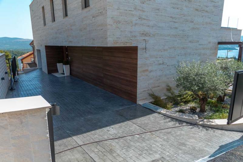 Kuća u Tivtu, 452m² 35