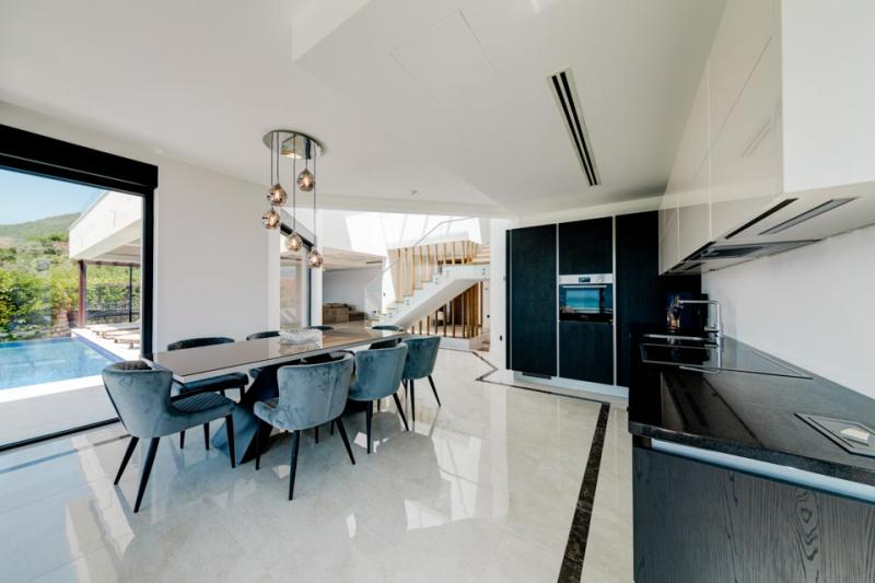 Kuća u Tivtu, 452m² 6