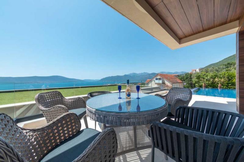 Kuća u Tivtu, 452m² 7