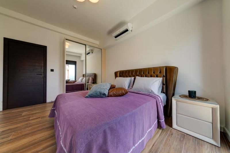 Kuća u Tivtu, 472m² 24