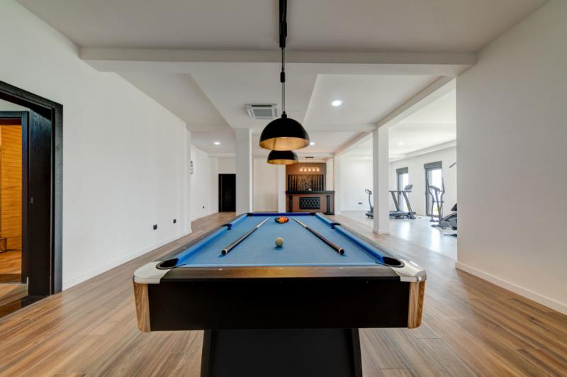 Kuća u Tivtu, 472m² 25