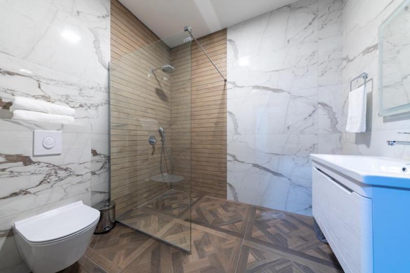 Kuća u Tivtu, 472m² 27