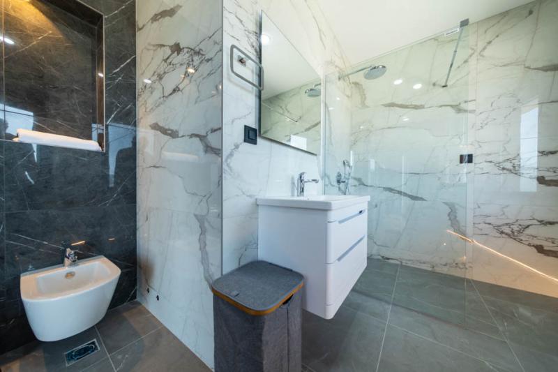 Kuća u Tivtu, 472m² 9