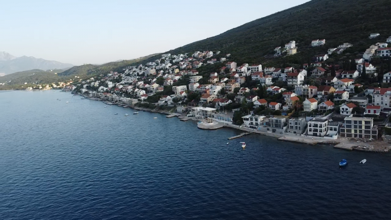 Waterfront brand new villa in Krasici URGENT SALE 16