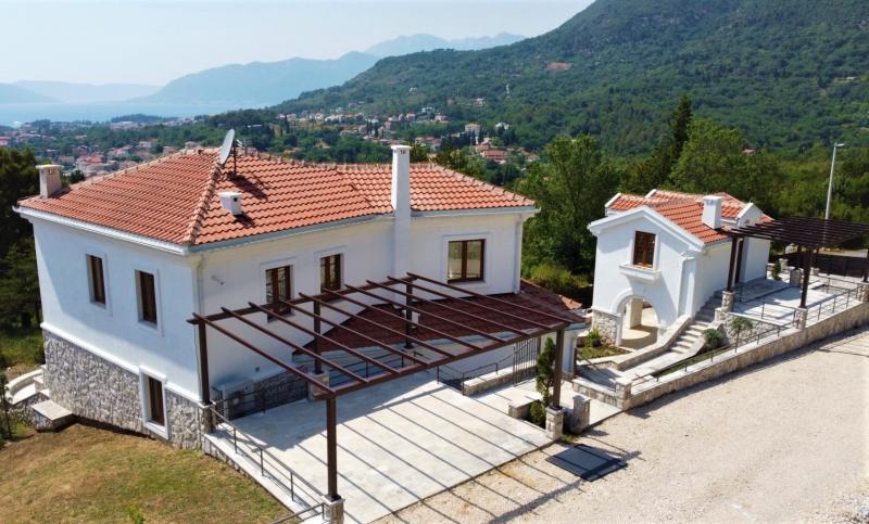 Five-bedroom Villa With A Panoramic View Over Tivat BRAND NEW 15