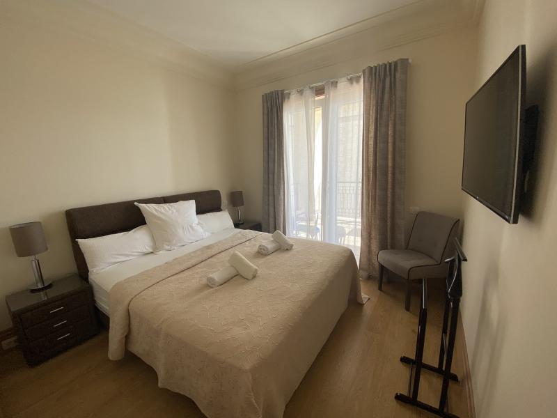 Luxury 1-bedroom in Porto Montenegro 5