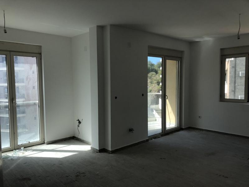 New 1-bedroom apartment in Budva for sale 2