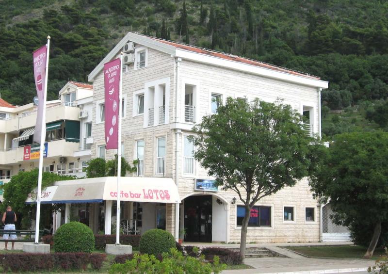 Na prodaji apartmani i poslovni prostori u Budvi