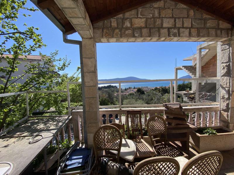 A house with a view of the sea in Tivat is for sale 3