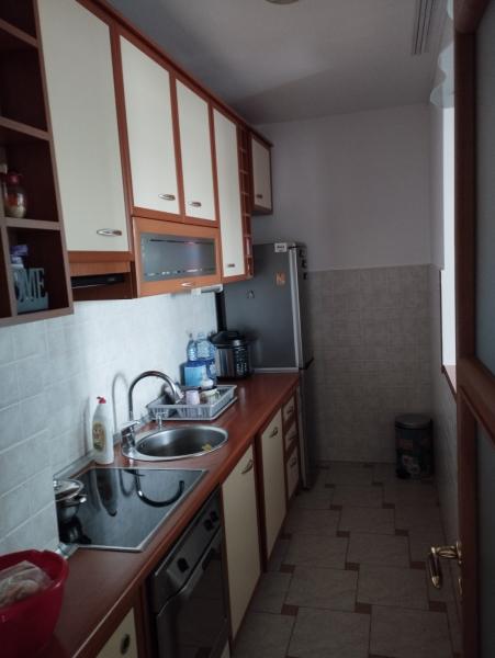 Prodaje se namjesten trosoban stan u naselju Gorica C, Podgorica 6