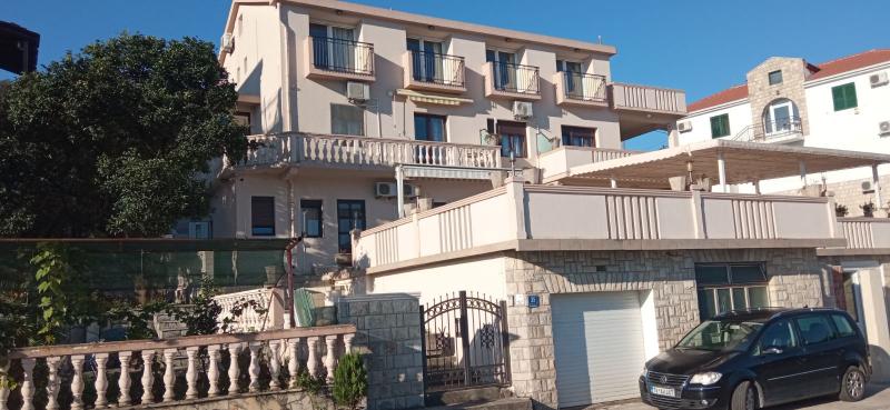 Kuća u Tivtu, 580m² 4