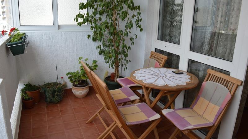 Three bedroom apartment in downtown Bar for sale, a few minutes away from the city beach. 7