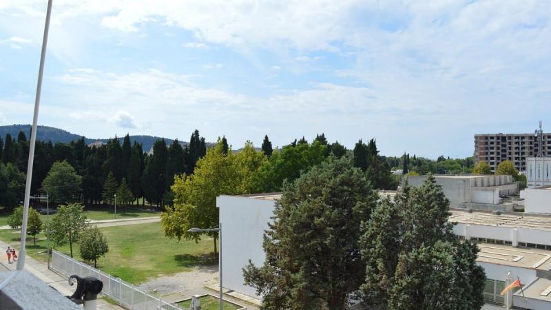 Three bedroom apartment in downtown Bar for sale, a few minutes away from the city beach. 9