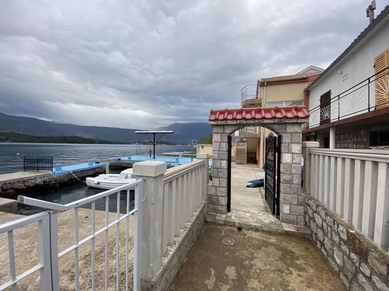 Kuća u Tivtu, 323m² 4