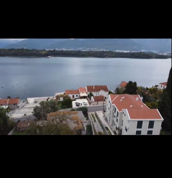 Nekretnina u Tivtu, 0m² 3