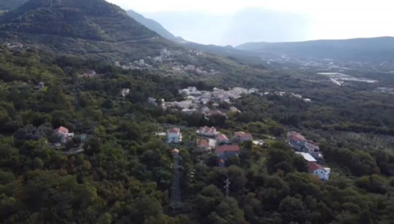 Prodaje se urbanizovan plac u Kotoru 5
