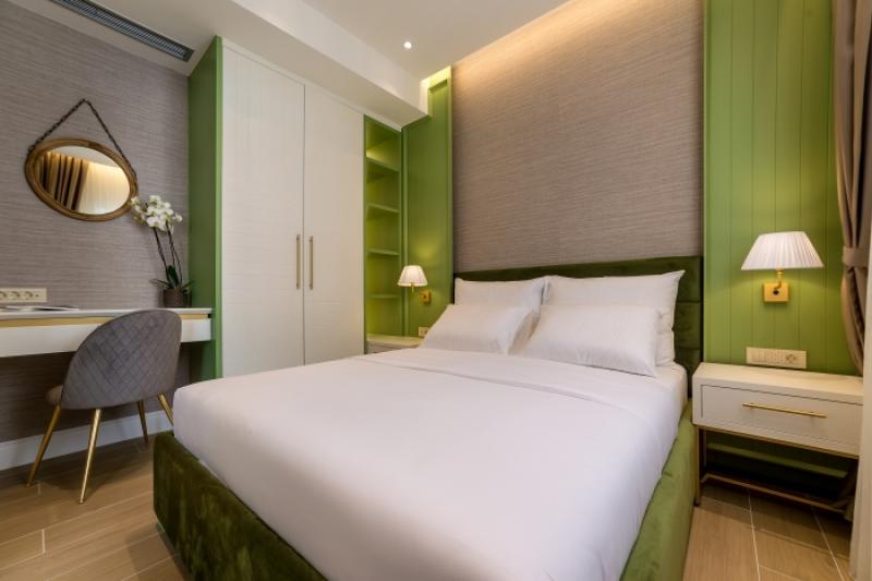 Modern hotel in an excellent location in Budva is for sale 12