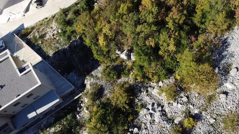 Urbanized plot in an excellent location with a view of the sea in Kotor is for sale 3