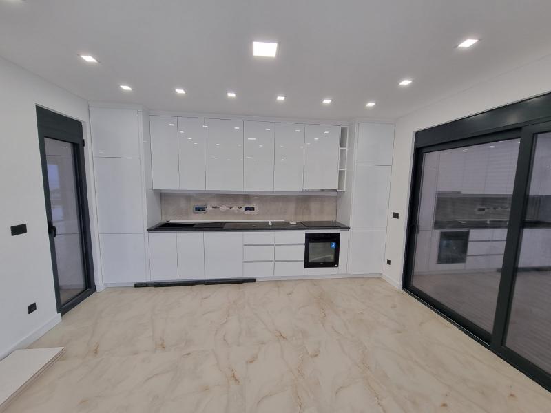 Kuća u Baru, 486m² 3