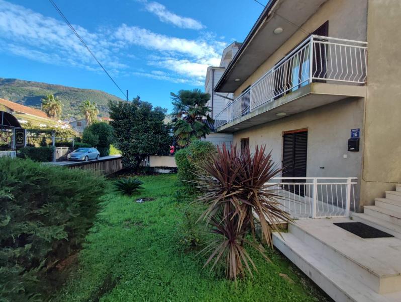 Kuća u Tivtu, 315m² 2