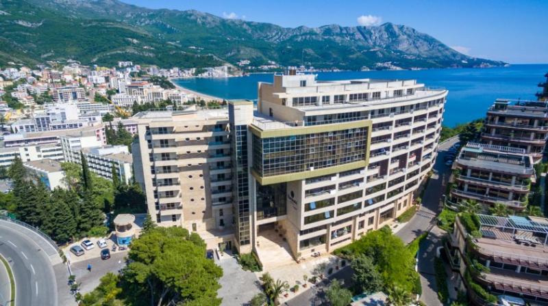 Poslovni prostor u Budvi, 626m² 2