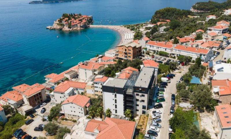 Exclusive penthouse with a view of Sv. Stefan in Budva is for sale 3