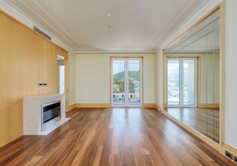 One bedroom apartment in Porto Montenegro 8