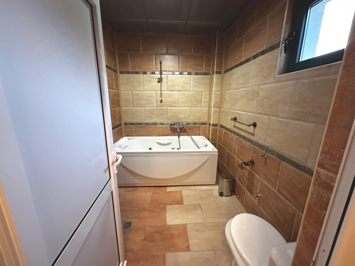 Beautiful villa with a view of the sea in Petrovac is for sale 9