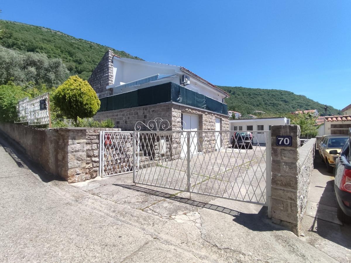 Fully furnished house in Budva is for sale 2