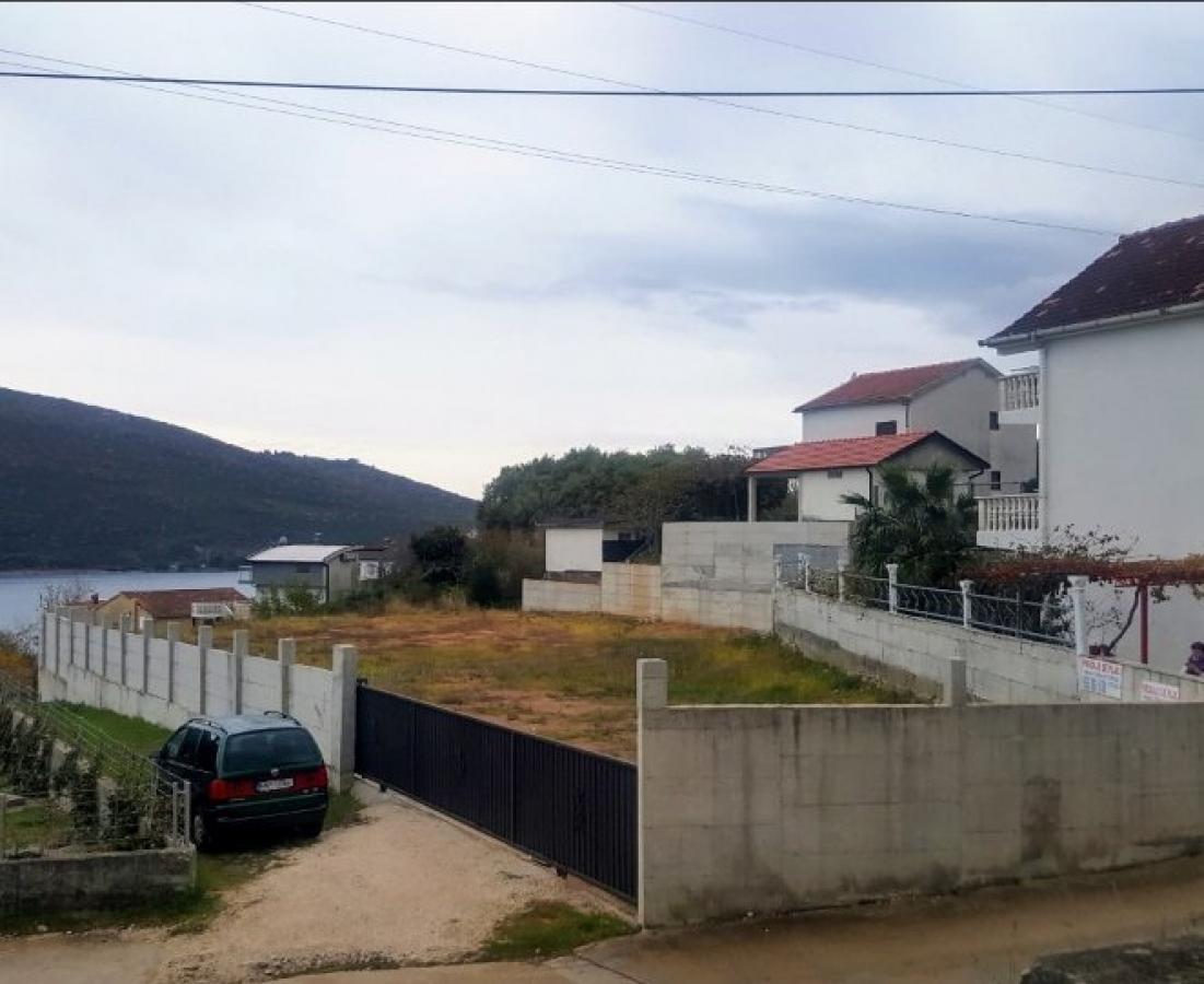 Urbanized plot in an excellent location in Herceg Novi for sale 5