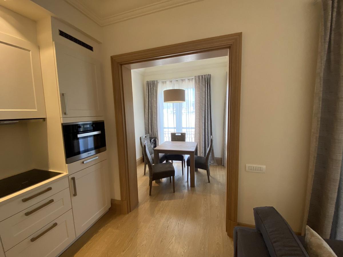 Jednosoban stan u Tivtu, 80m² 6