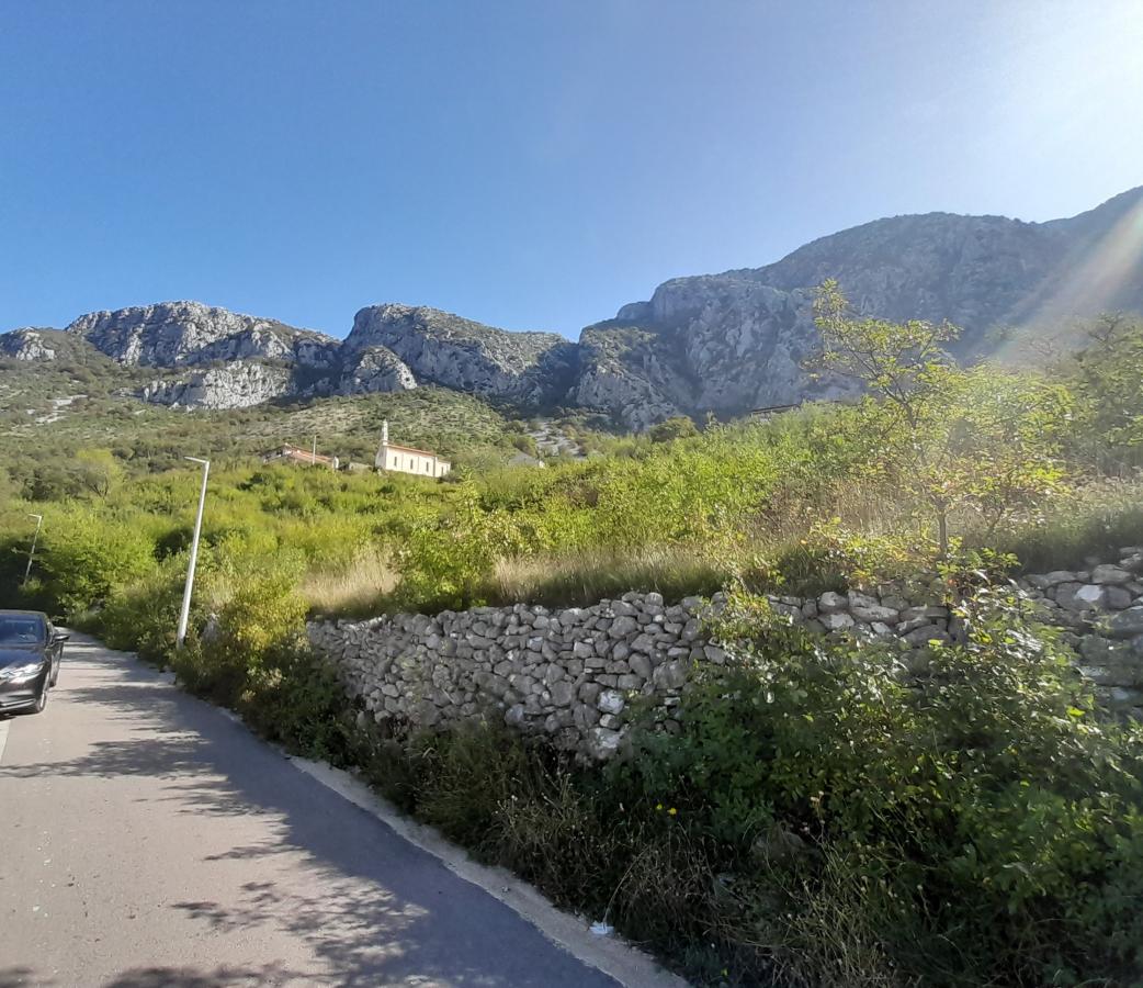 Urbanized plot with a view of the sea in Budva is for sale 4
