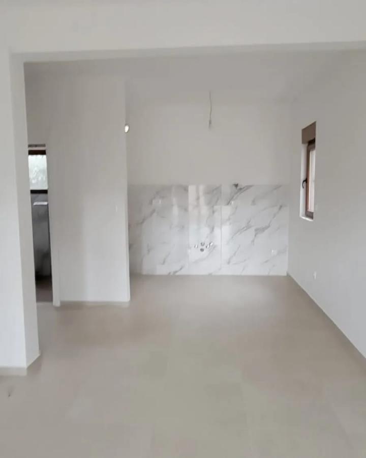 New 1-bedroom apartment in Herceg Novi for sale 2