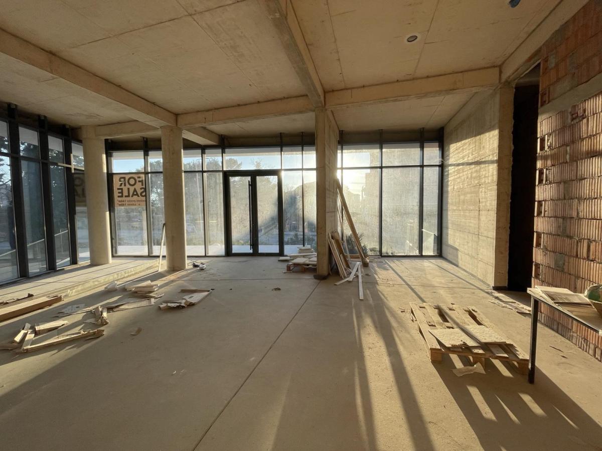 Office space in an excellent location in Tivat for sale 2