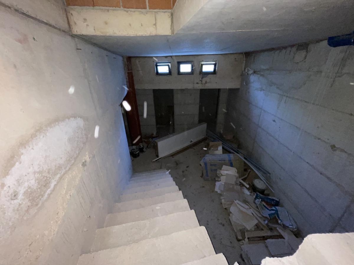 Office space in an excellent location in Tivat for sale 3