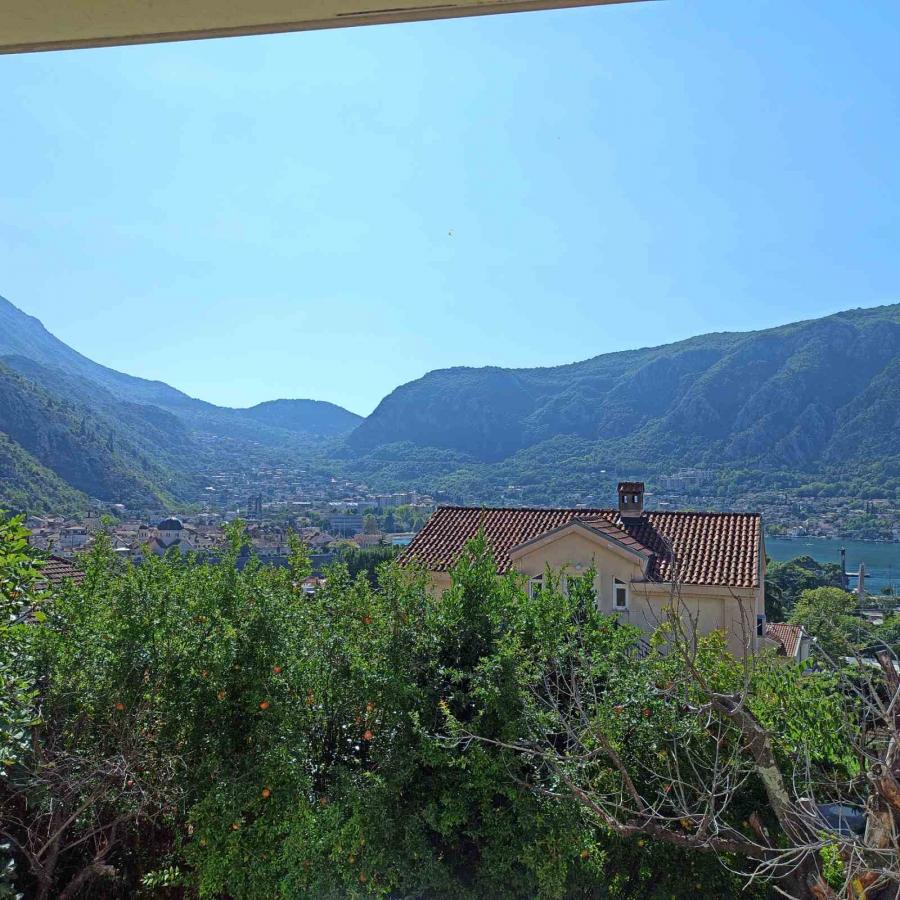 Fully furnished 2-bedroom apartment with a beautiful sea view in Kotor is for sale 2