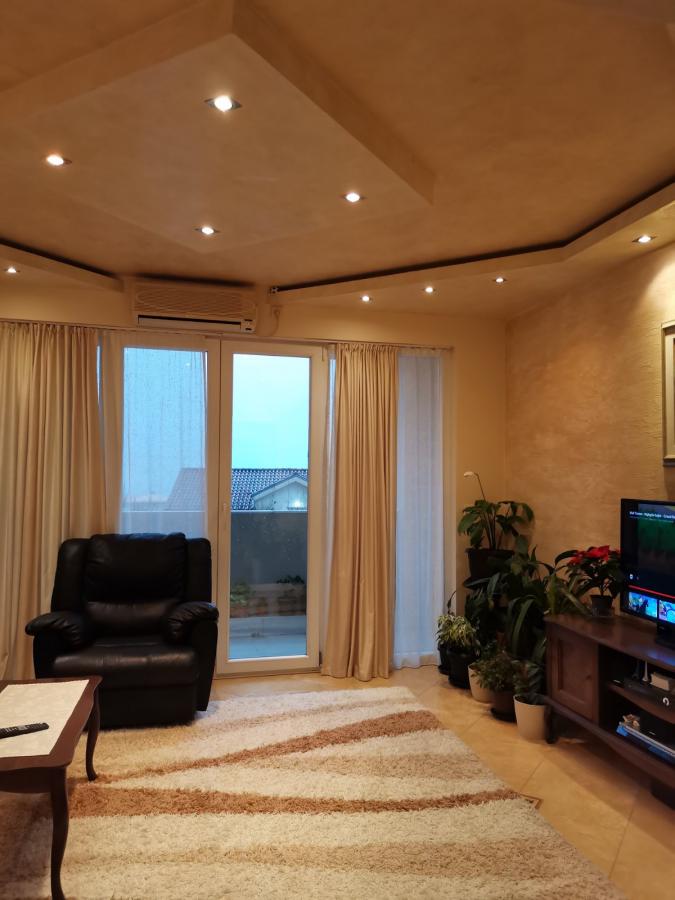 Fully furnished 2-bedroom apartment with a beautiful sea view in Kotor is for sale 6
