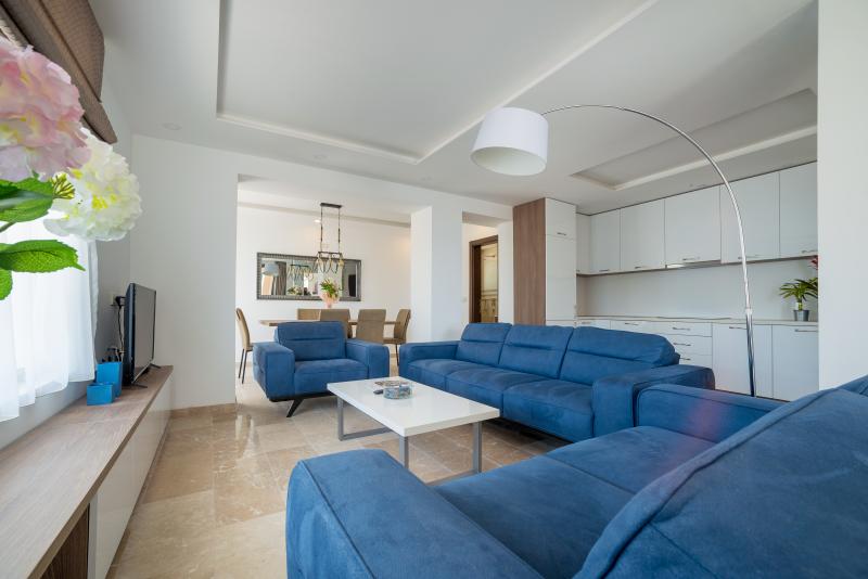 Kuća u Budvi, 170m² 6