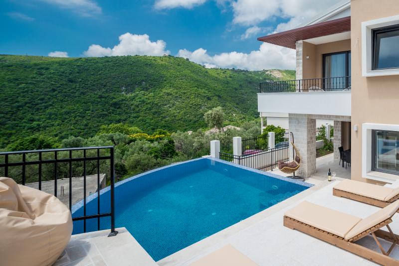 Kuća u Budvi, 170m² 7