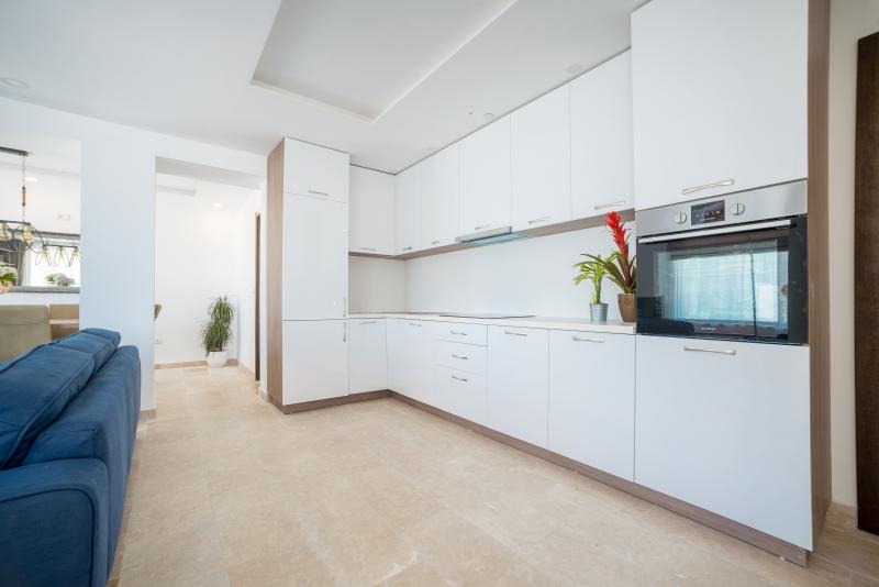 Kuća u Budvi, 170m² 8