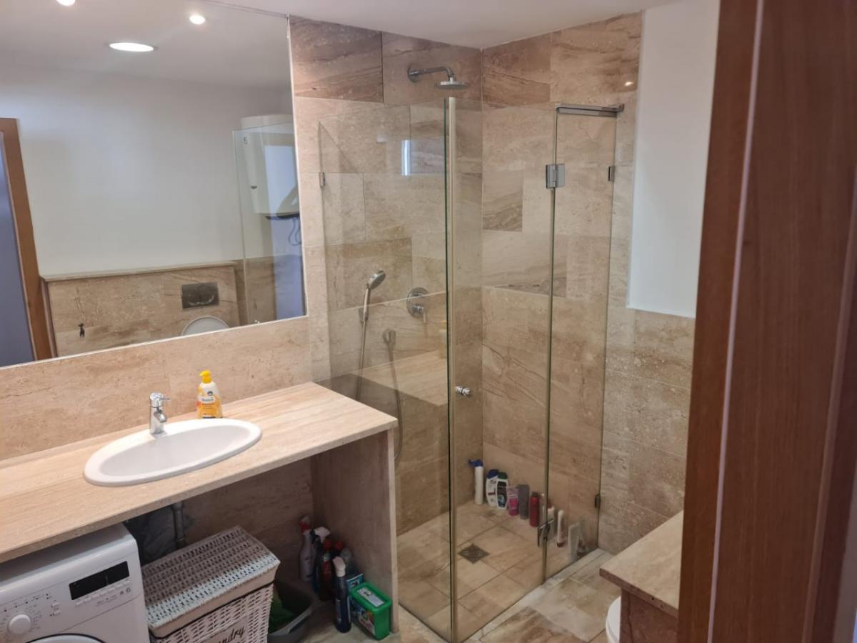 Modern 2-bedroom apartment in Budva for sale 3