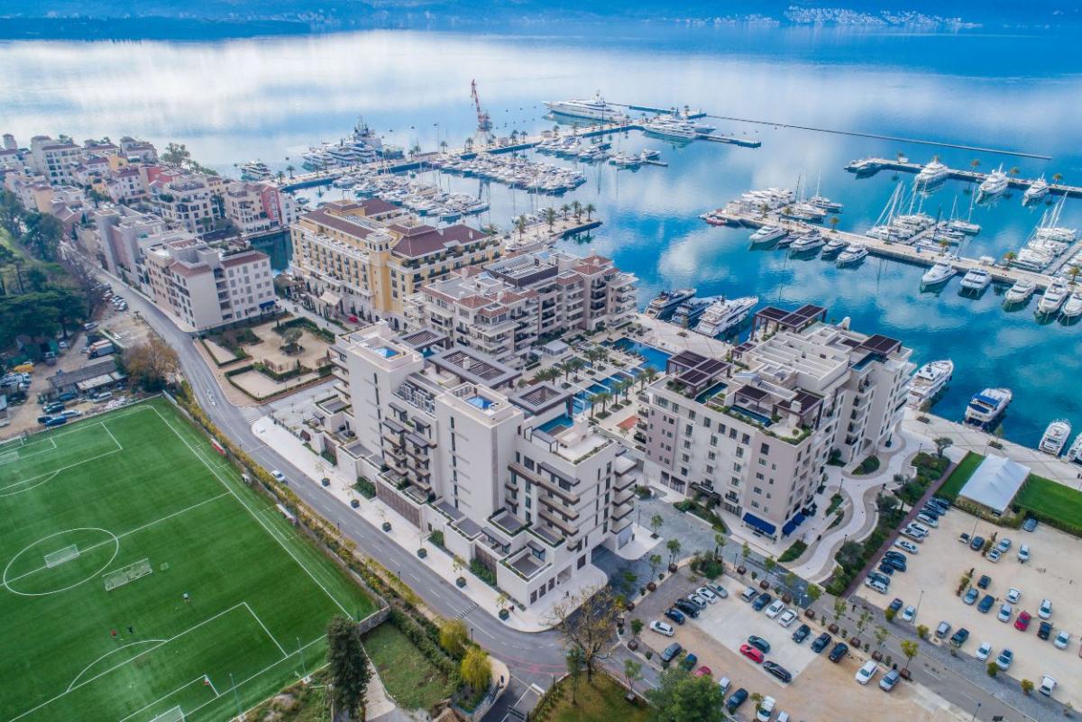 Luxury studio apartment in Tivat for sale 20