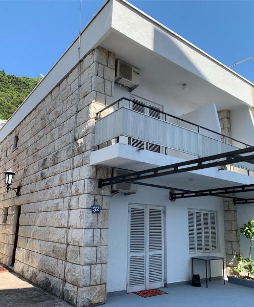 Kuća u Budvi, 140m²