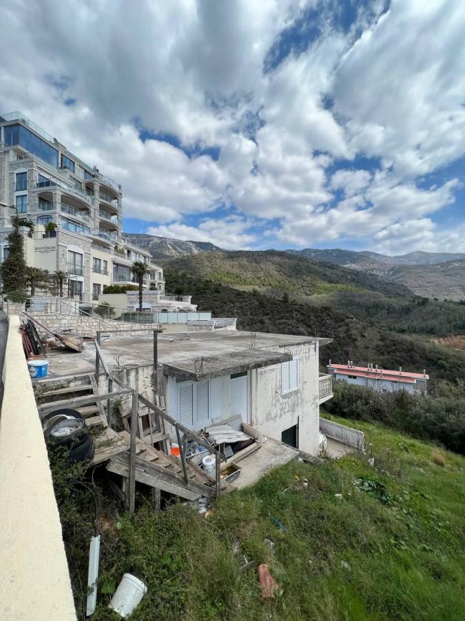 A house with a sea view in Budva for sale 5